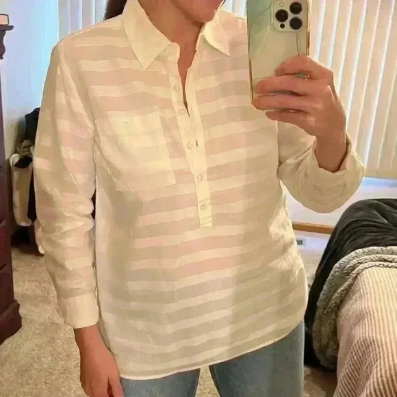 TOMMY HILFIGER BOYFRIEND FIT WHITE ON WHITE BUTTON DOWN BLOUSE SIZE MEDIUM - Picture 9 of 9